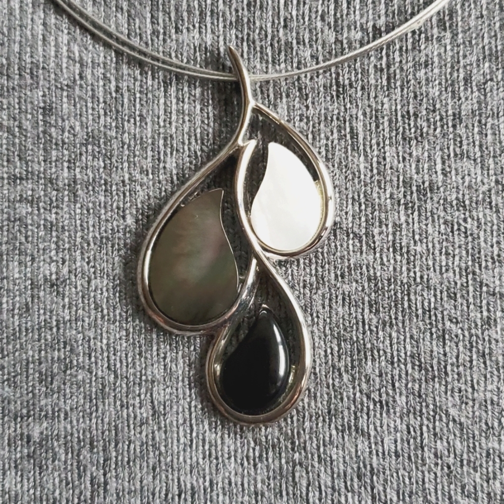 Lia Sophia silver, black, white and gray necklace